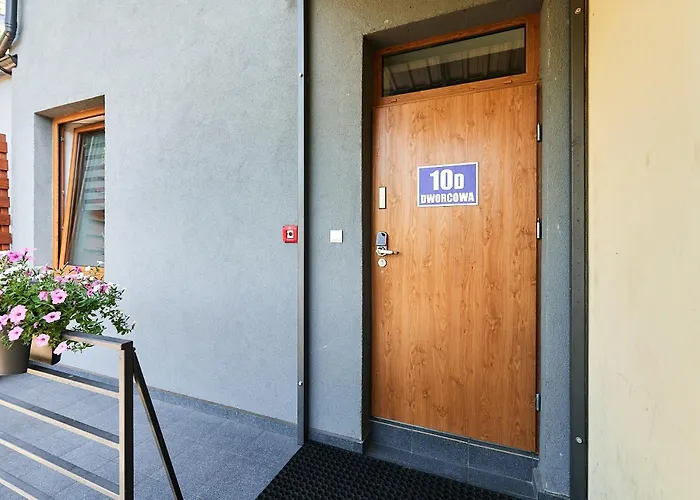 Dworcowa 10d
