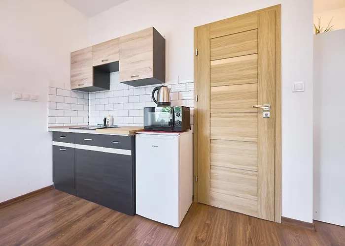 Dworcowa 10d 3* Płock